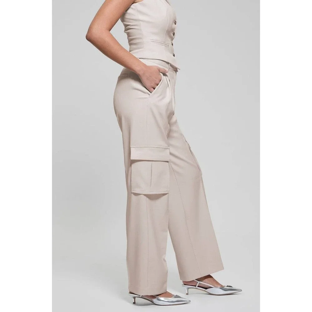 Guess Eco Matea Perfect Cargo Pants Ivory M NWOT $148